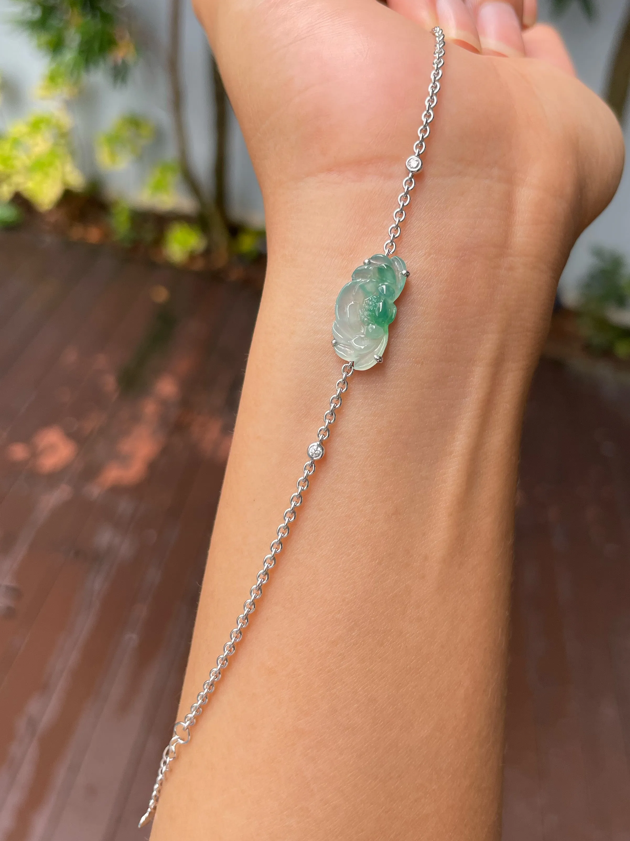 Icy Green Jade Bracelet - Lotus Flower (NJBA172)
