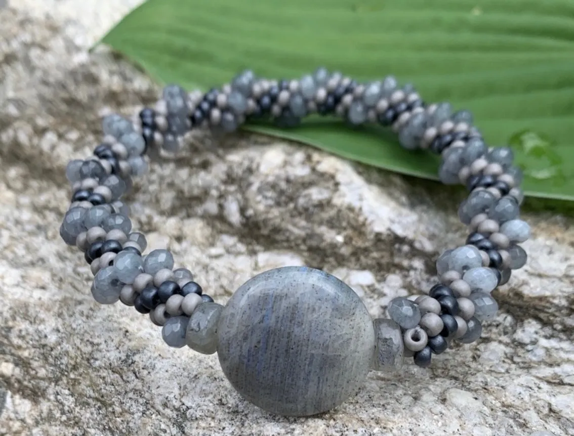 Jade twist crocheted bracelet