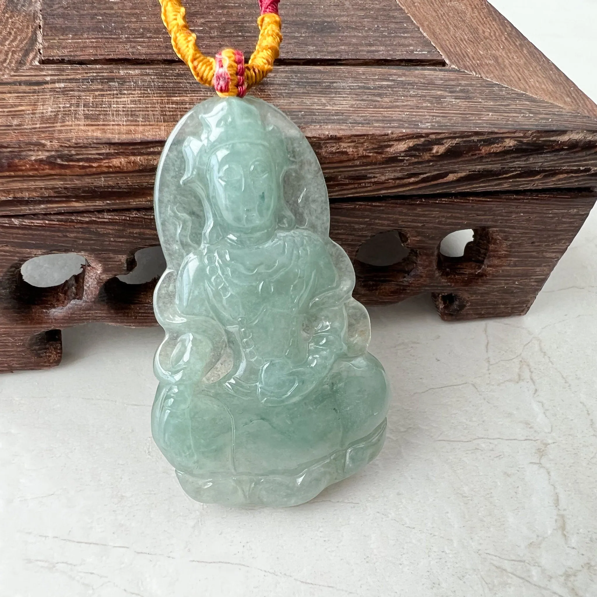 Jadeite Jade Guan Yin Avalokiteshvara Hand Carved Pendant Necklace, YJ-1221-0241350