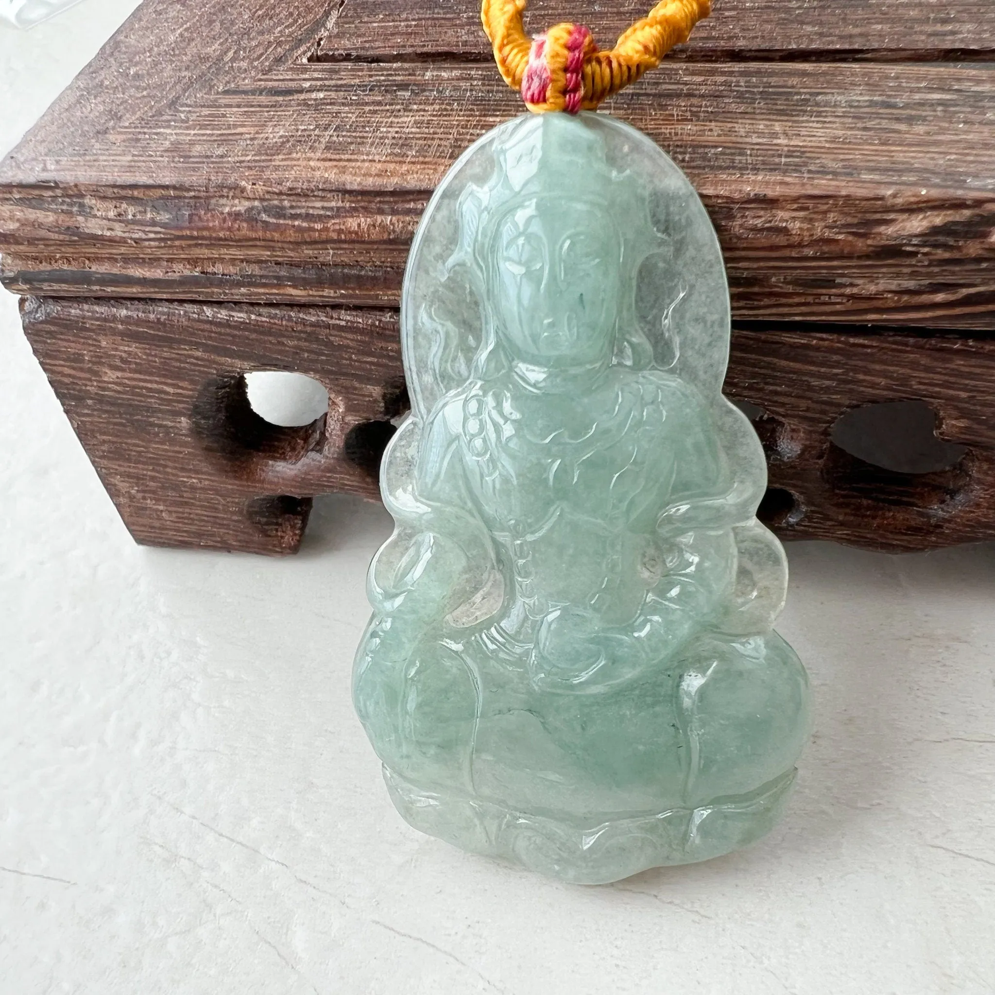 Jadeite Jade Guan Yin Avalokiteshvara Hand Carved Pendant Necklace, YJ-1221-0241350