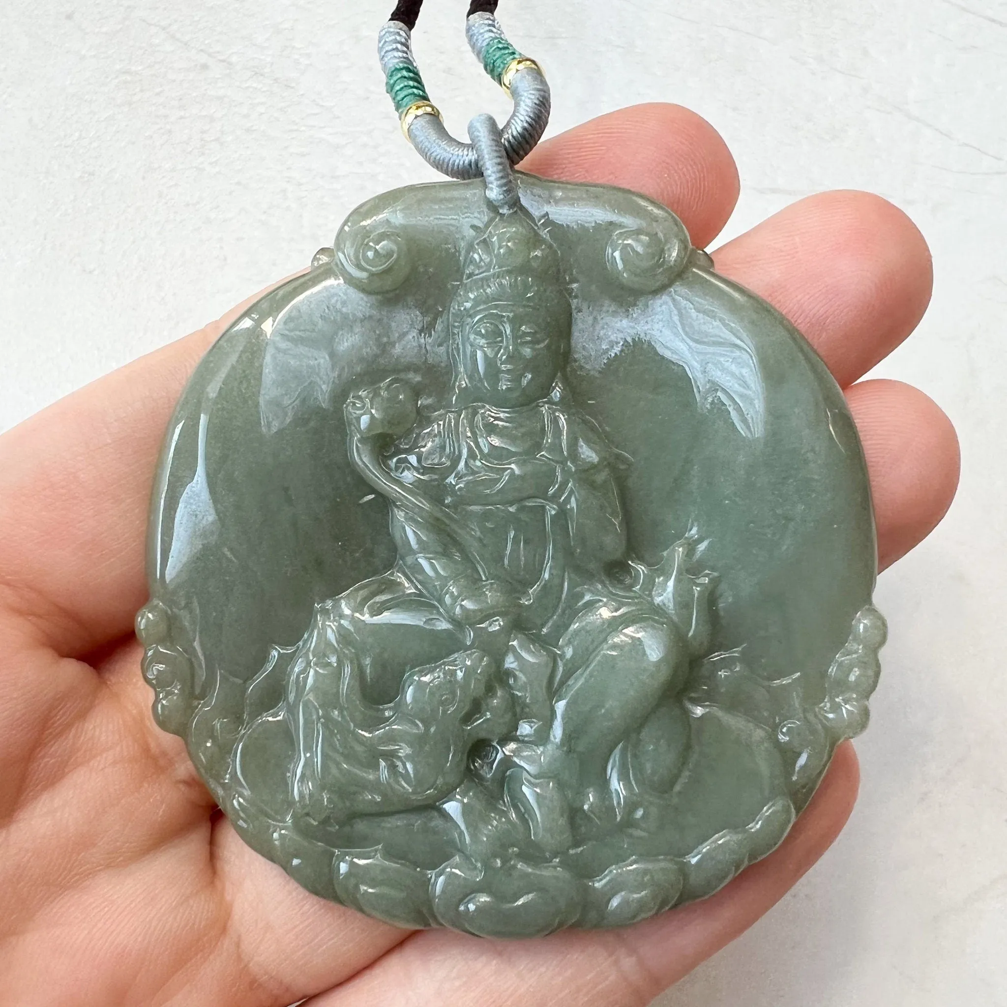 Jadeite Jade Guan Yin Avalokiteshvara Hand Carved Pendant Necklace, YJ-1221-0279050-2