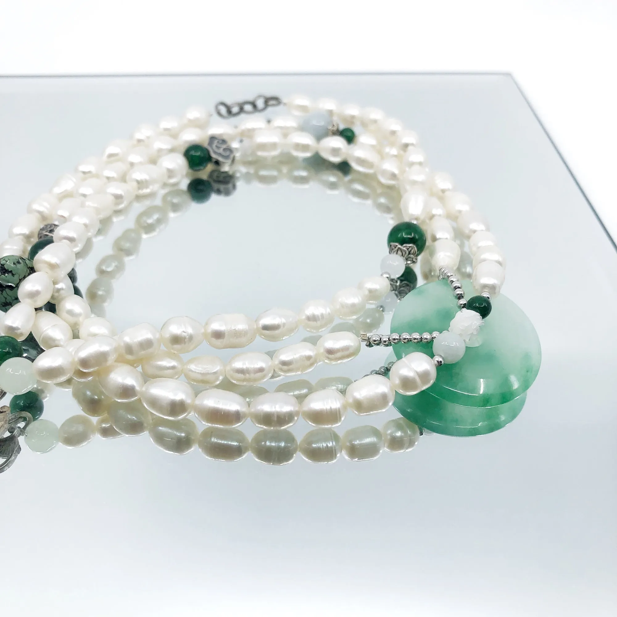 Lengthy Beaded Pearl Necklace with Jade Pendant