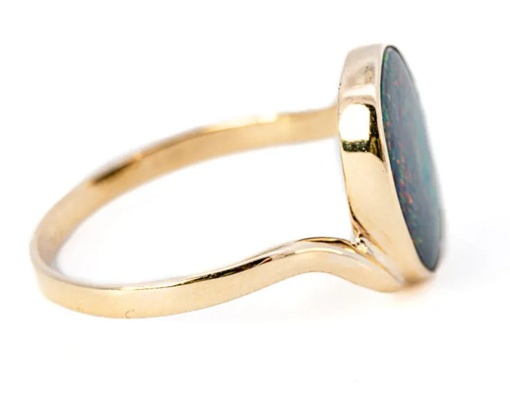 Stunning Handmade 9ct Yellow Gold Opal Doublet Ring