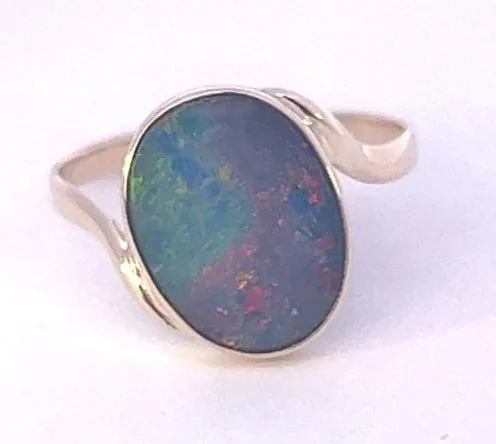 Stunning Handmade 9ct Yellow Gold Opal Doublet Ring